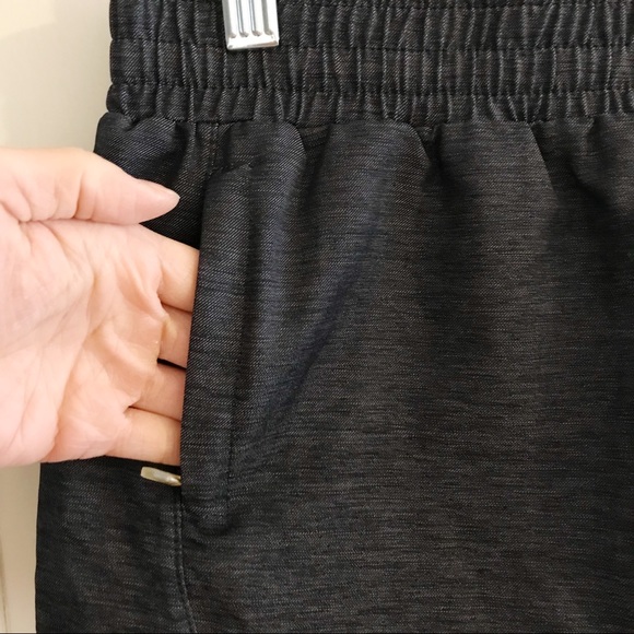 Oiselle Denim Lori Shorts - Picture 2 of 2